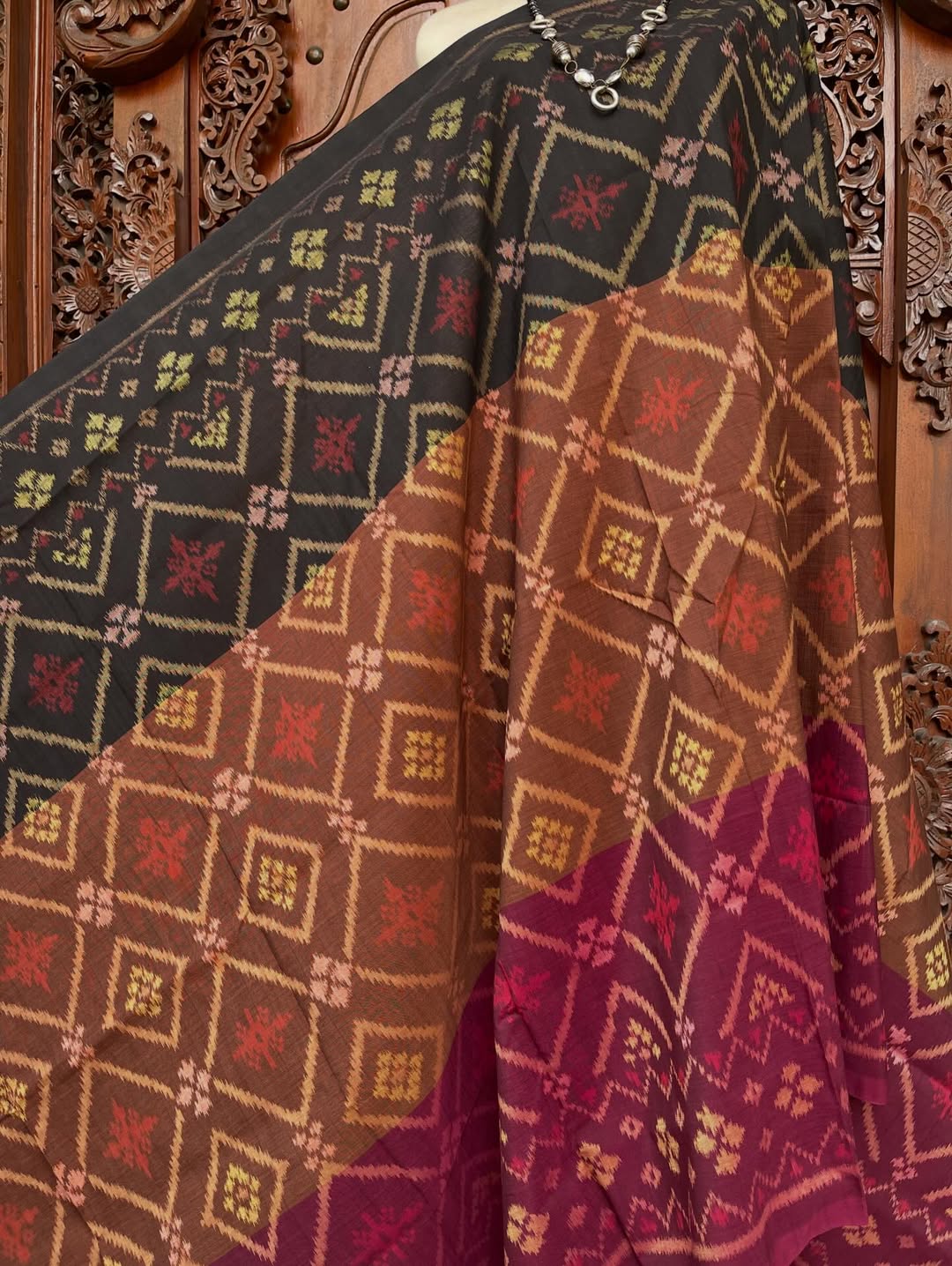 Kain Endek Sidemen Klasik